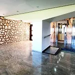Diana 808 South-Facing Beachfront Studio With Amazing Sea Views
